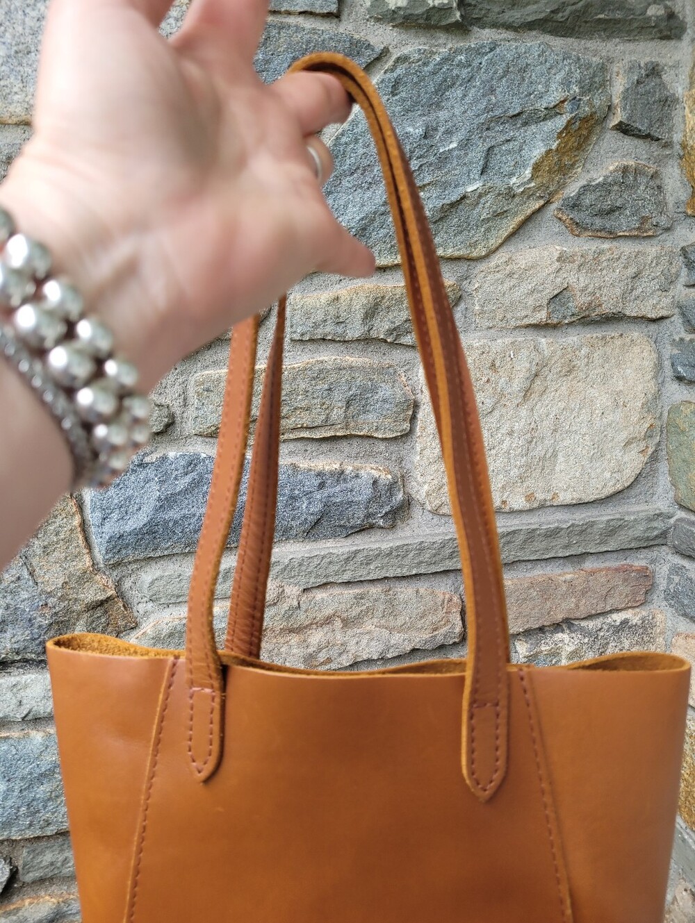 Portland Leather Juliette Tote Bag - Picture 6 of 16